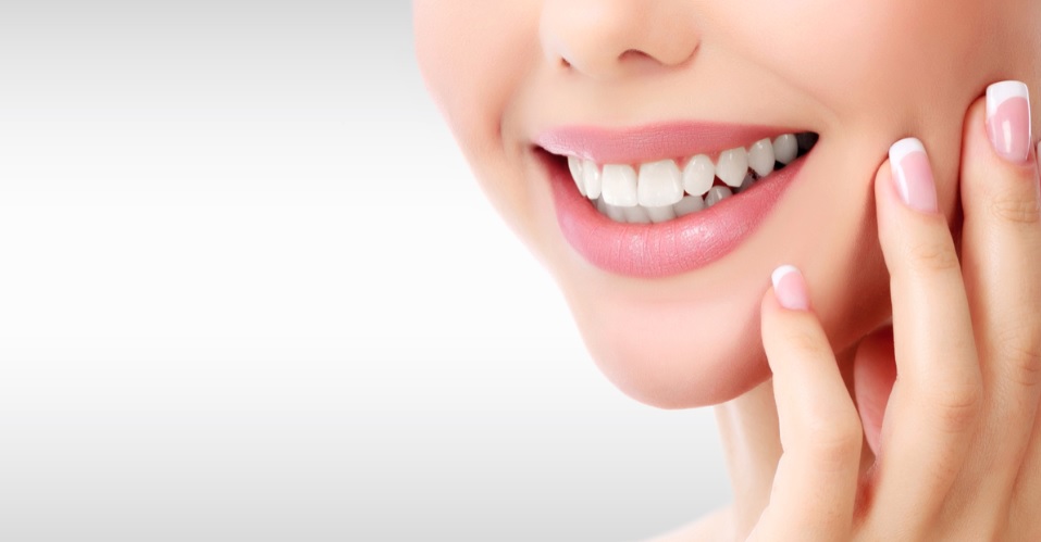 We provide affordable teeth whitening service in Canberra.