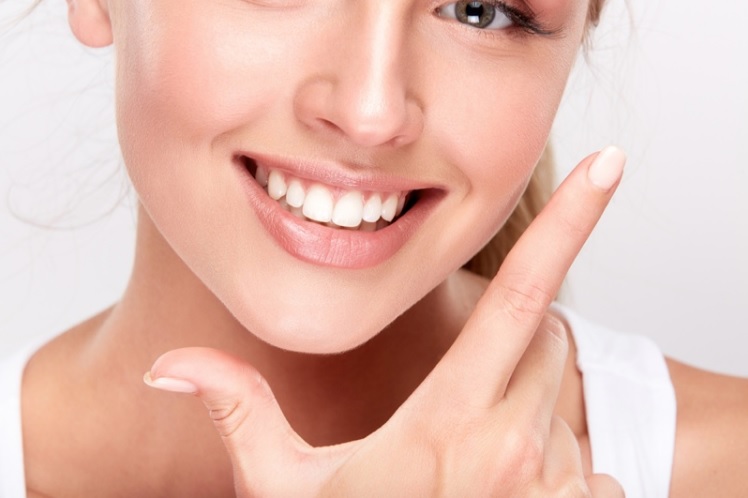 Teeth Whitening in Canberra